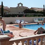 Aparthotel L'oustal Des Mers