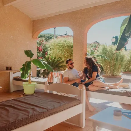 L'oustal Des Mers 4* جرْويسا
