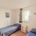 L'oustal Des Mers Lägenhetshotell
