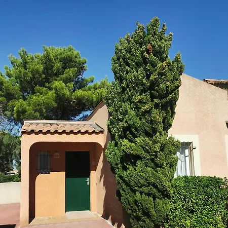 L'oustal Des Mers Aparthotel Gruissan