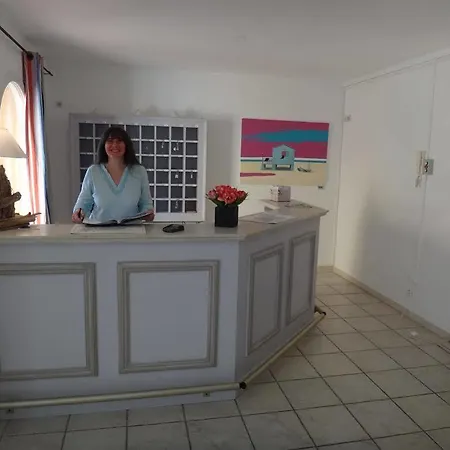 מלון דירות L'oustal Des Mers